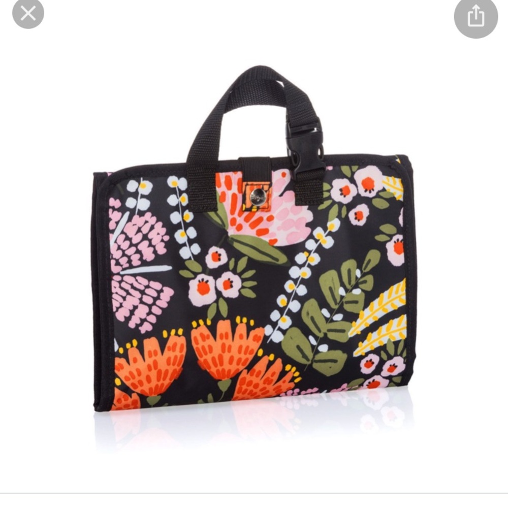 Fold up organizer thirty one